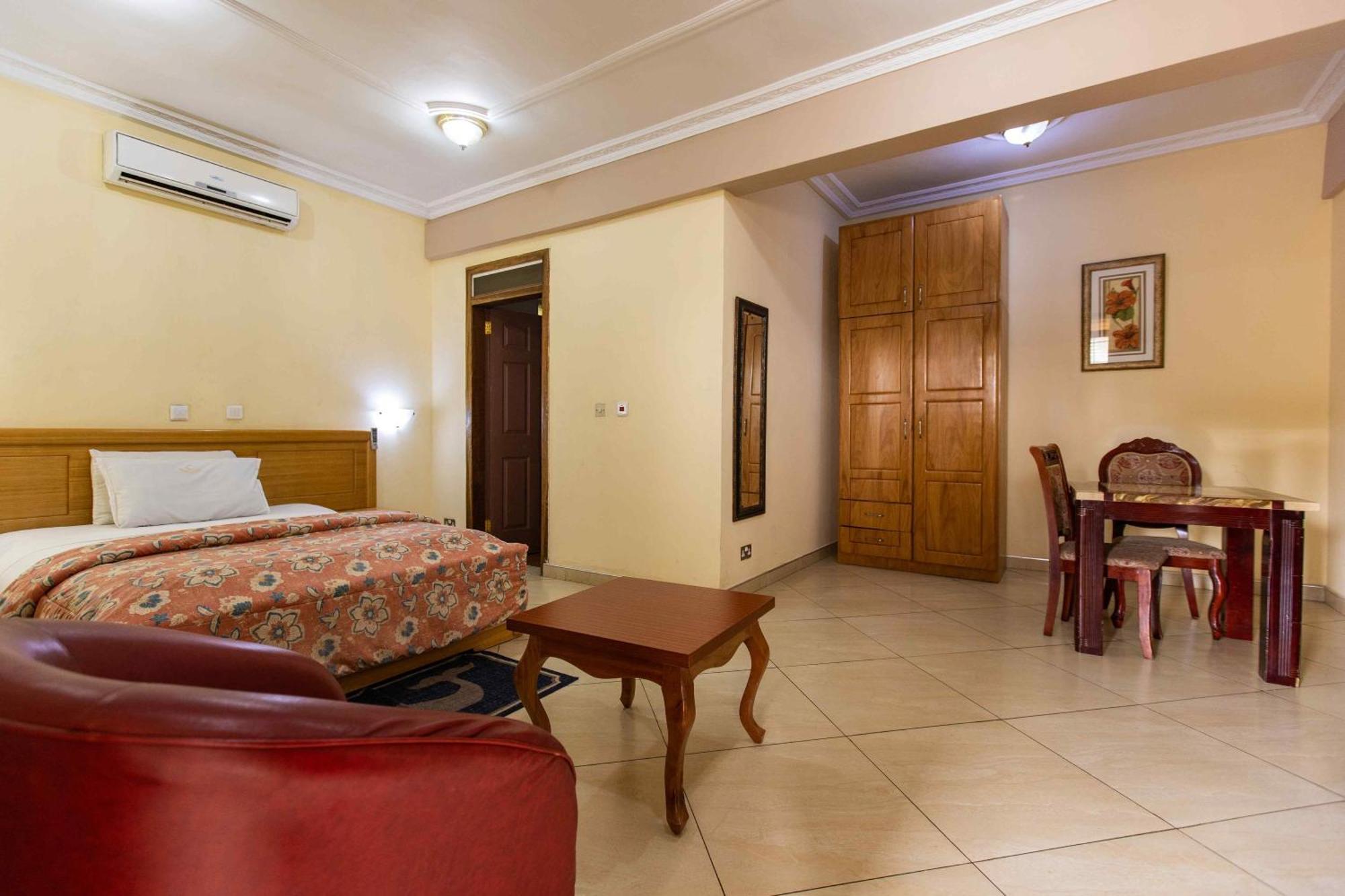 ชาร์ลสตัน โฮเต็ล Hotel อักกรา ห้อง รูปภาพ